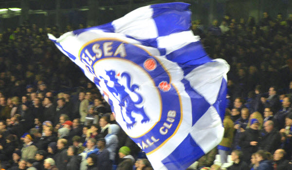 Chelsea flag fb8 Footballs Most Passionate Fans: UK Top 10