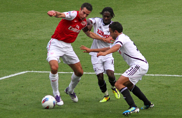 Arsenal Swansea City fb9 Footballs Most Passionate Fans: UK Top 10